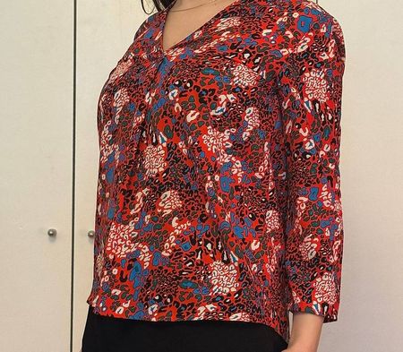 Bunte rote Bluse / Red Colorful Blouse S