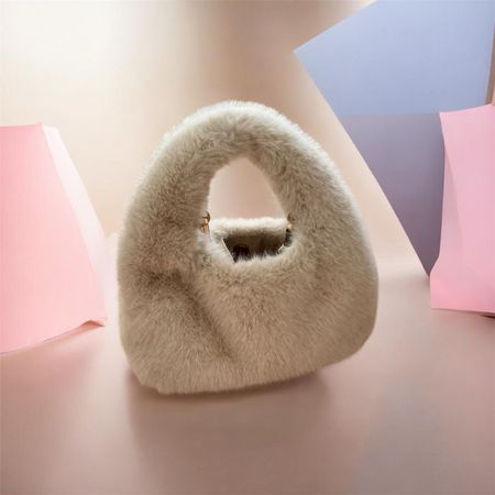 Winter-Handtasche aus Kunstfell, neuwertig, top Zustand!
