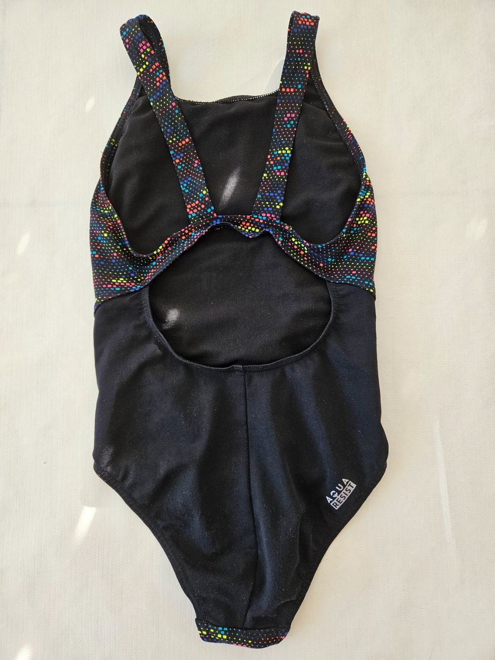 Decathlon Badekleider & Bikinis: Nabaiji Badeanzug robust nuewertig Gr. 128 – Gebraucht aus Mettmenstetten von Amw1181 1