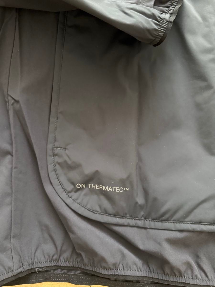 Giacche: ON Weather Jacket Insulated – Nuovo (secondo la descrizione) da Langenthal venduto da Bezwinger26 2