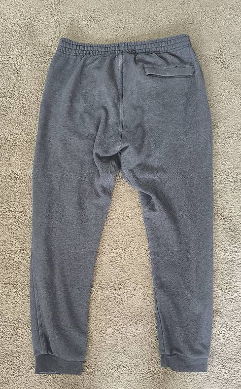 Pantaloni: Nike Jogginghose Grau | Grösse L | 81% Baumwolle – Usato da Pully venduto da vir_58dk 1