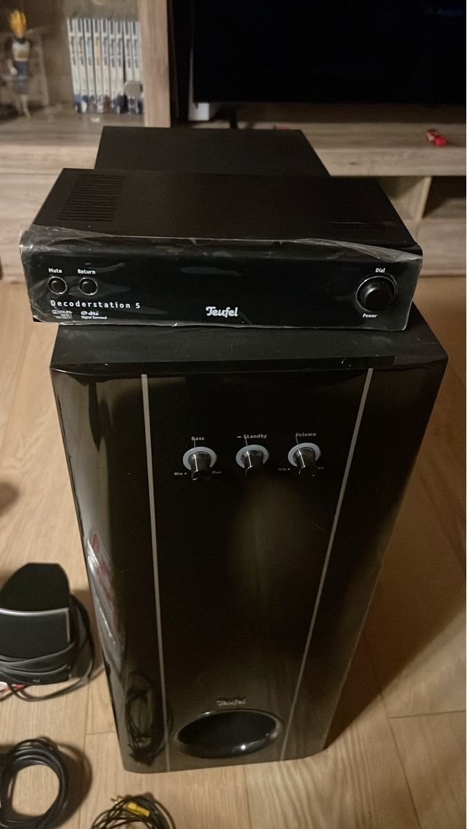 Teufel Home Cinema: Teufel Decoderstation 5 Surround Soundsystem - Top Zustand! – Usato da Vordemwald venduto da Cansedpine