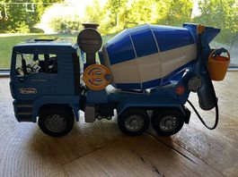 Bruder Betonmischer blau