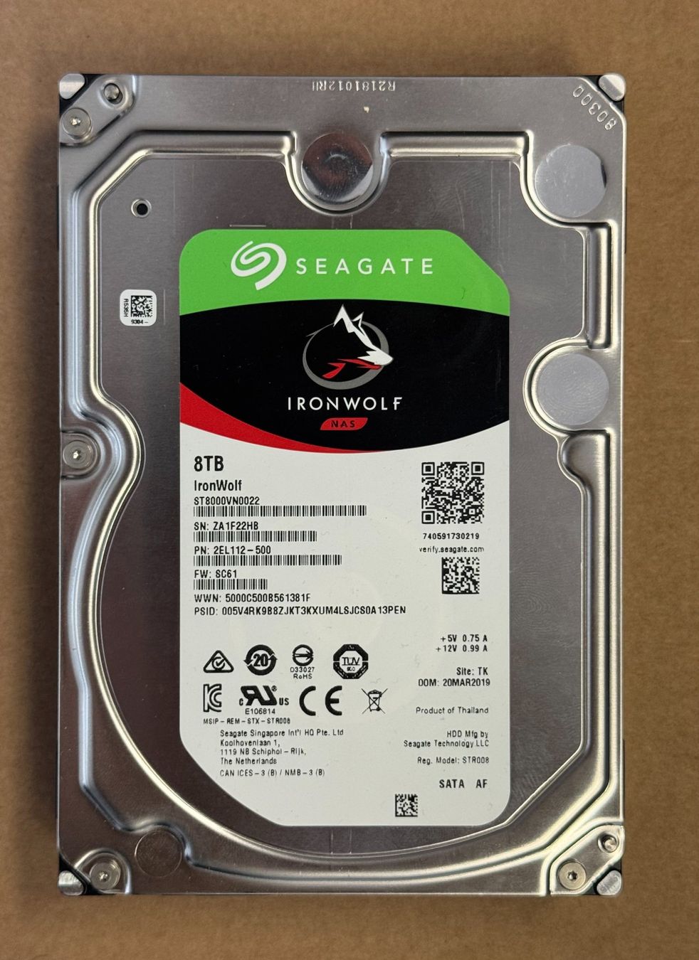 Seagate Dischi rigidi: 8 TB NAS Seagate IronWolf SATA Festplatte – Usato da Meilen venduto da speedliq
