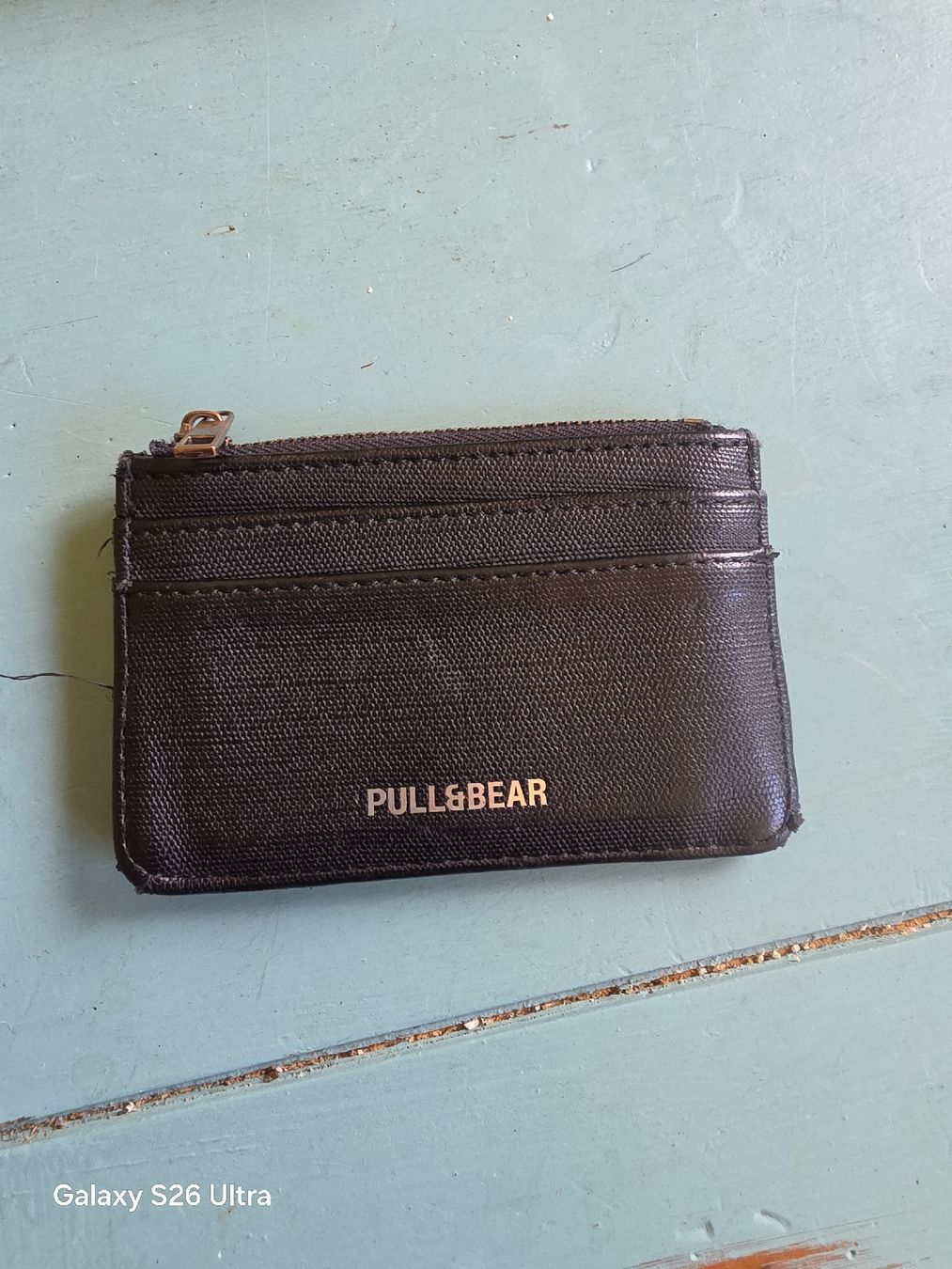 Portafogli: Portemonnaie Pull&Bear schwarz mit Reissverschluss. – Usato da Tecknau venduto da erycnoah