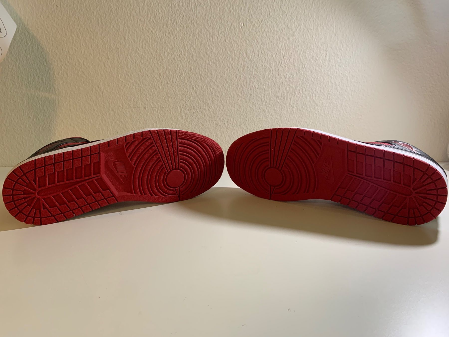 Jordan Scarpe da uomo: Air Jordan 1 – Nuovo e nell'imballaggio originale da Wettingen venduto da Airjordan 4