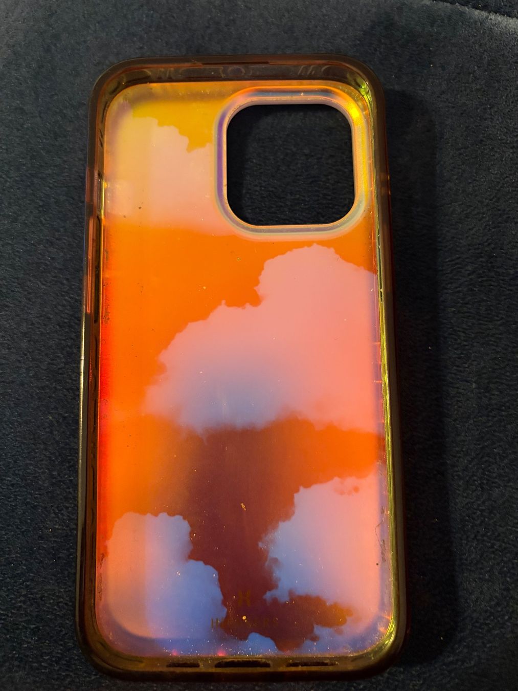 Apple Covers & Schutzfolien: Handyhülle iPhone 13 Pro, Hiker Case mit Wolken-Design – Gebraucht aus Glattpark (Opfikon) von Sid8787 1
