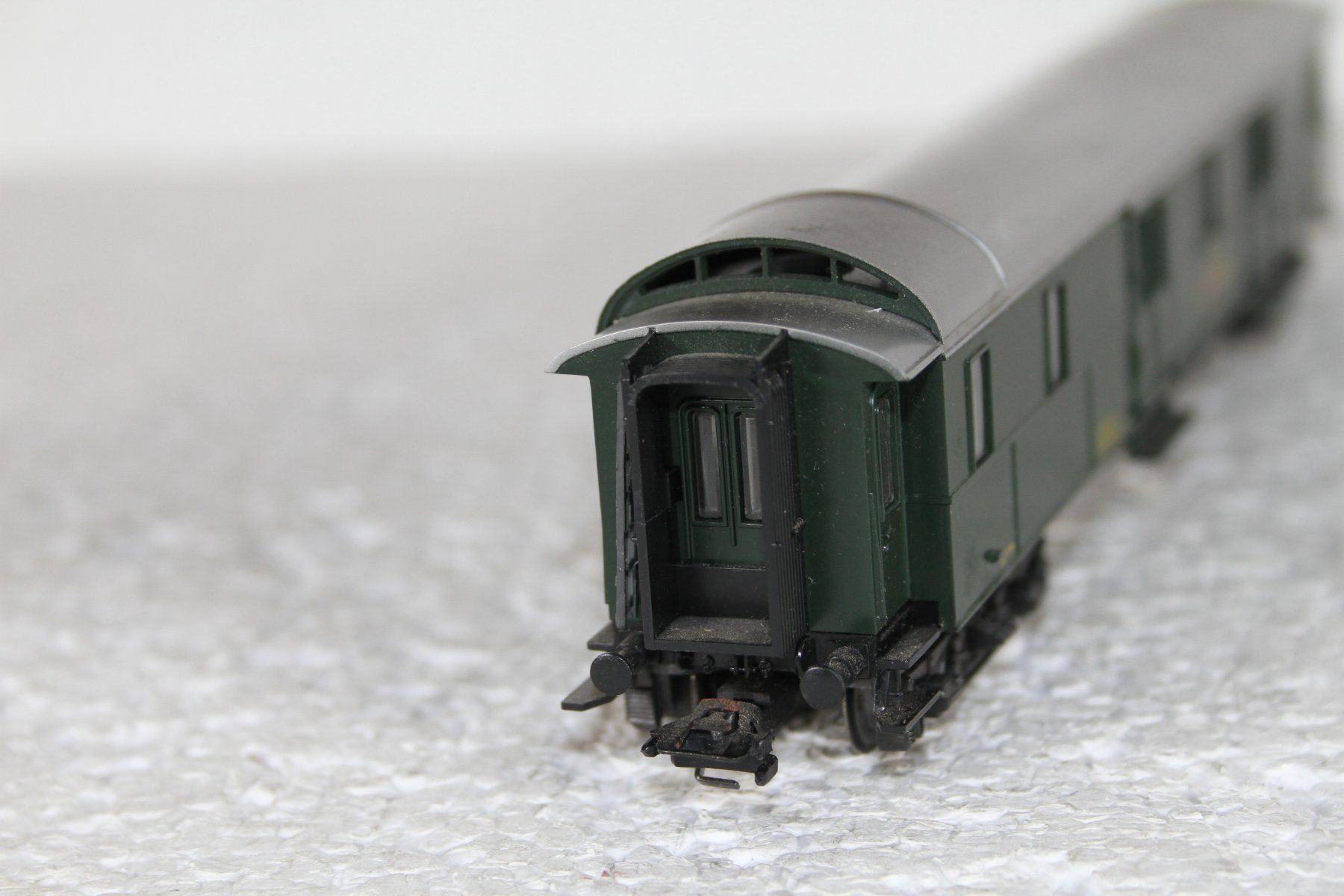 Märklin Modellini di ferrovie: Marklin 4146 SBB Gepäckwagen mit DC Achsen – Usato da Triesen venduto da gleis8 2