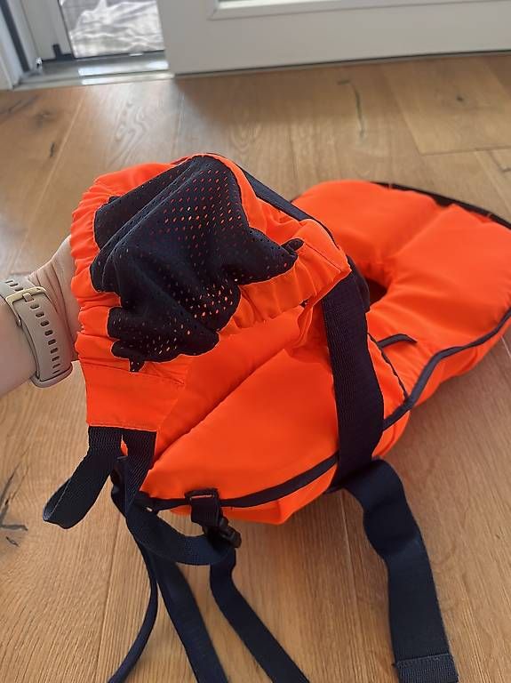 Gilets de sauvetage: Kinder Rettungsweste Helly Hansen 5-15 kg – D'occasion à Bözen par smi_b5rt 2