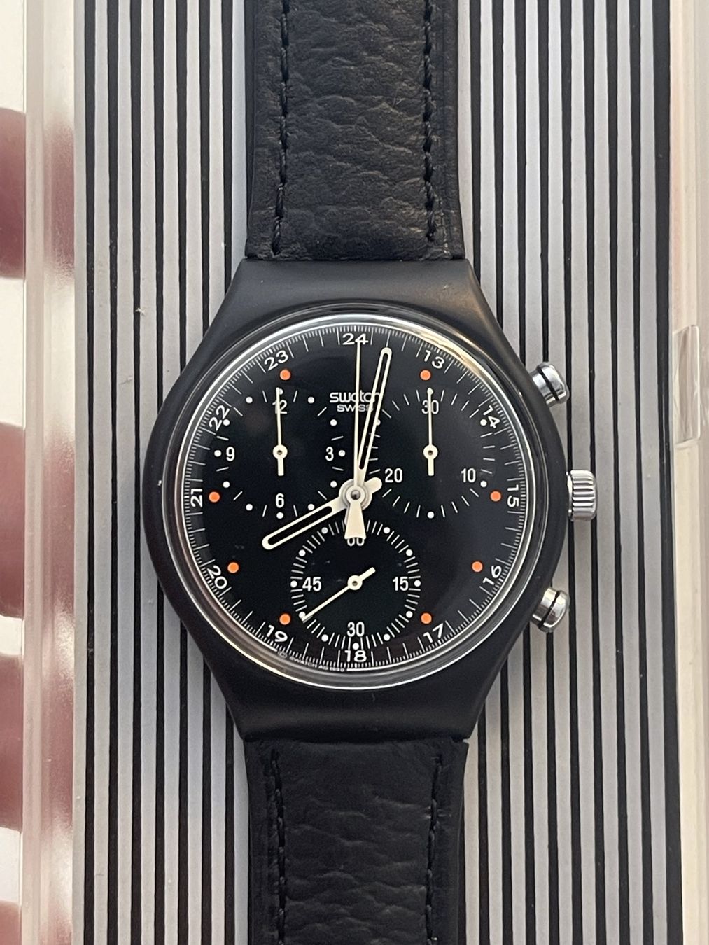 Swatch Montres: Swatch Chrono SCB106 Wall Street – Neuf avec emballage d'origine à Lausanne par logiknet