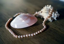 Elegante Perlenkette rosa – traditionell geknüpft