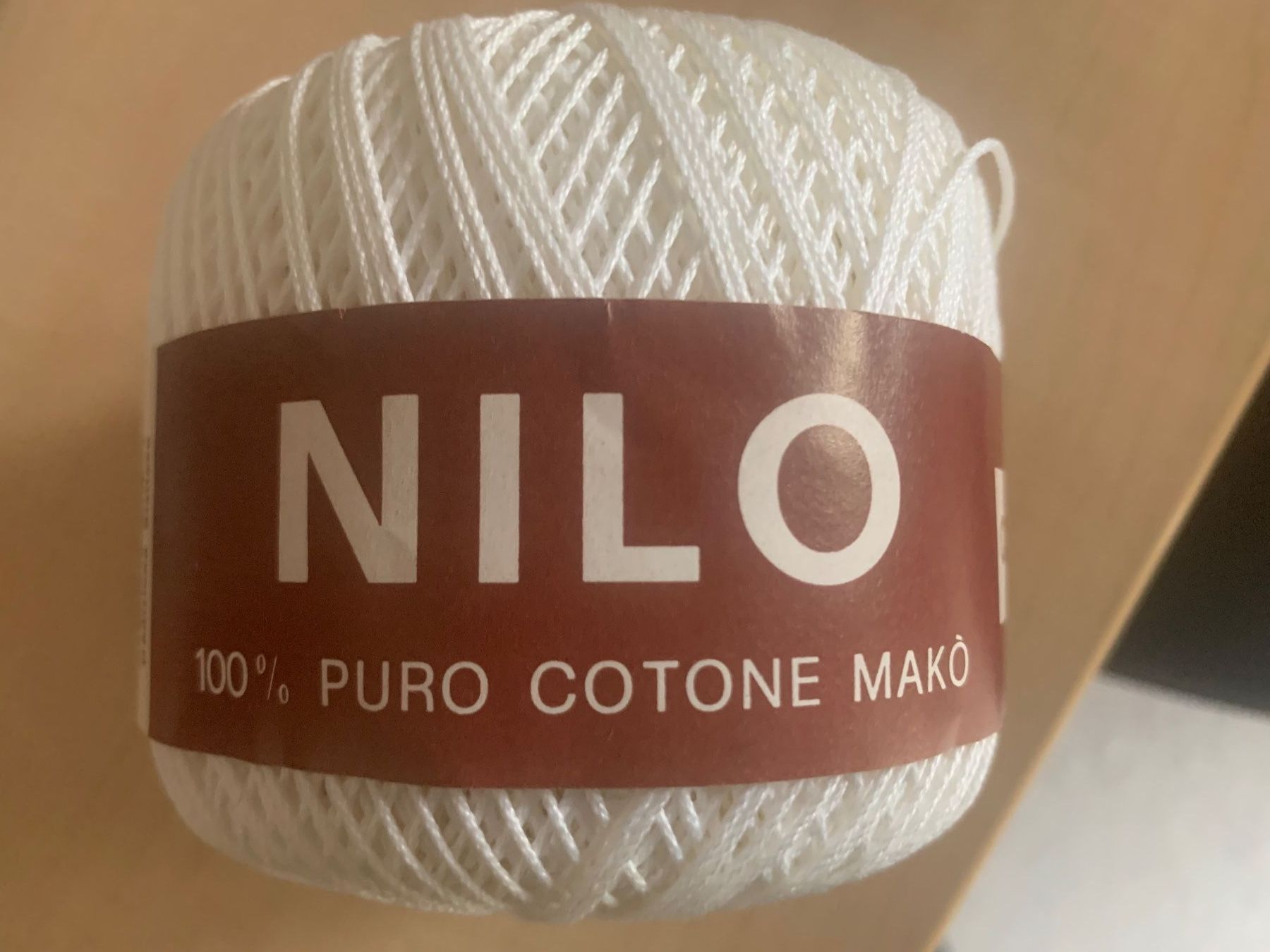 Lana: 10 KNAEUEL HAEKELGARN WEISS – Nuovo e nell'imballaggio originale da Embrach venduto da korbflechter49