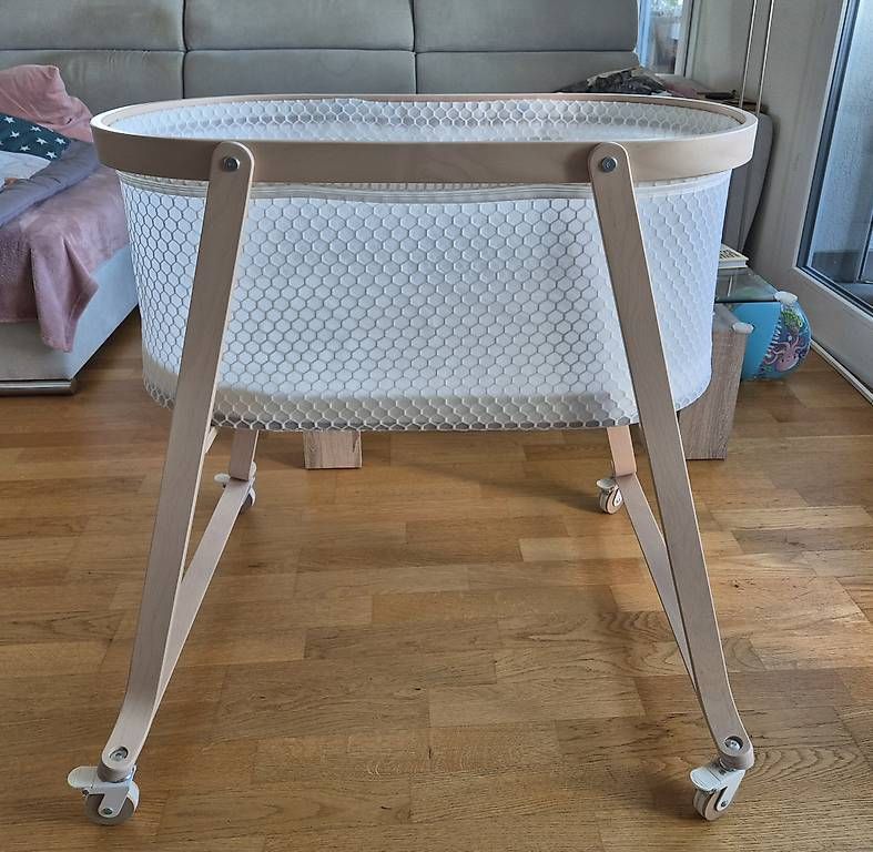 Culle: Ikea ÄLSKVÄRD Stubenwagen mit Matratze – Usato da Studen Be venduto da AnEu