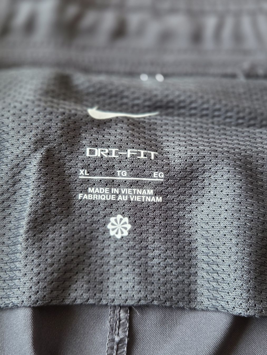 Nike Pantaloni: Sporthose, Hose, Nike – Nuovo e nell'imballaggio originale da Wiesendangen venduto da Sinhuk 3