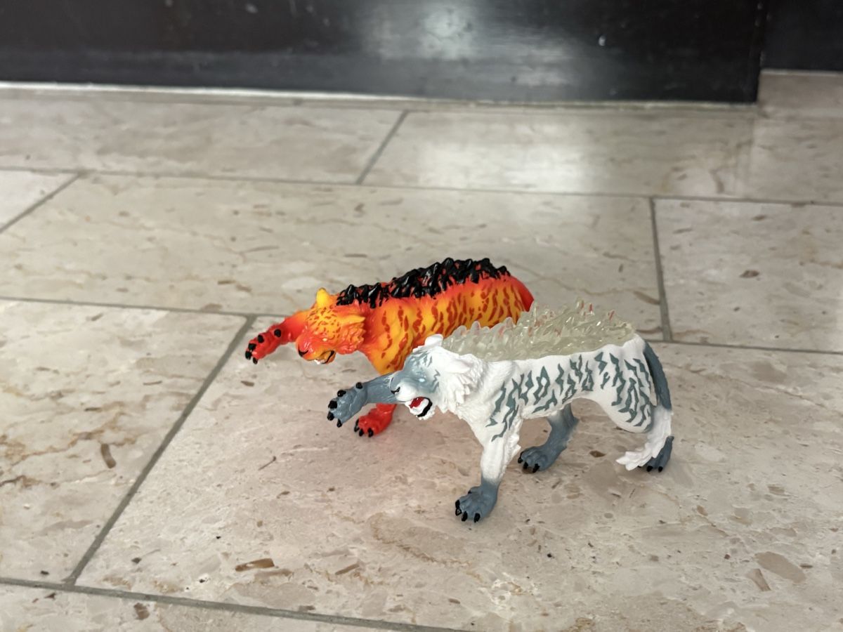 Schleich Figurines: Schleich Eldrador Lava- und Eistiger – D'occasion à Zürich par cmon.aleks 1