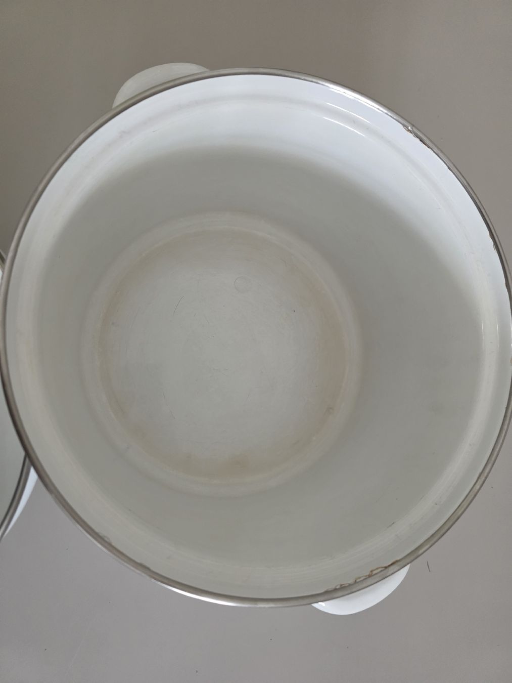 Pentole: Weisser Emailtopf "Spaghetti" Dekor, Vintage Stil 28 cm – Usato da Wigoltingen venduto da Zuckerfee84 1