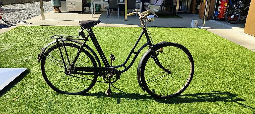 Biciclette: Altes Vintage Damenvelo – Usato da Montlingen venduto da Kadett83 1