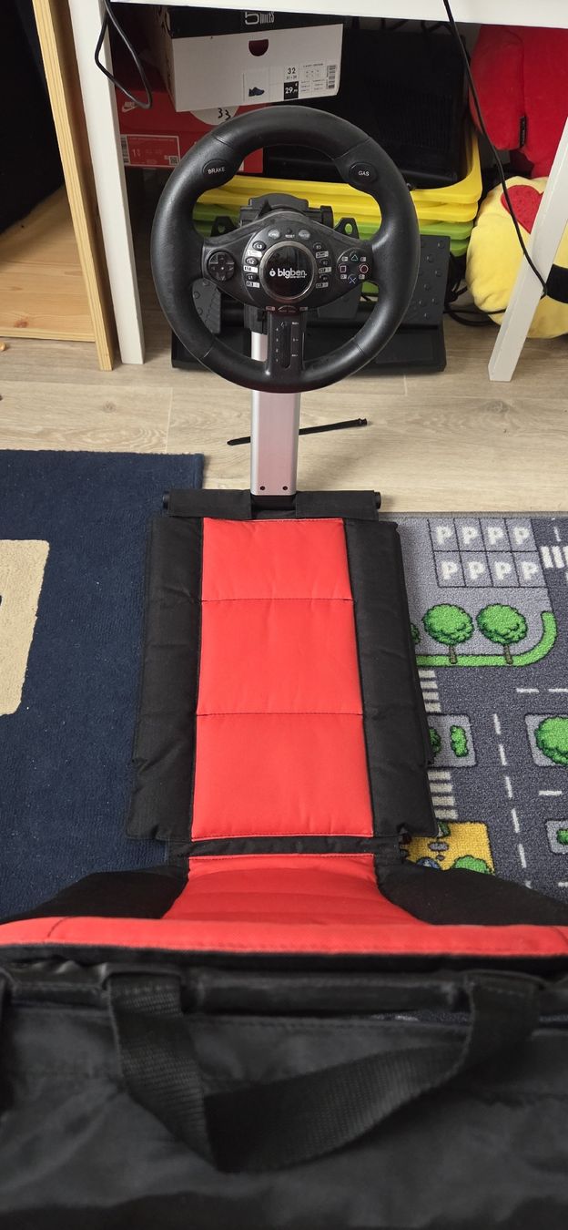 Konsolen: Ensemble volant et pédales Bigben - Compatible PS4 / PS3 / P – Gebraucht aus Genève von OcSparks 1
