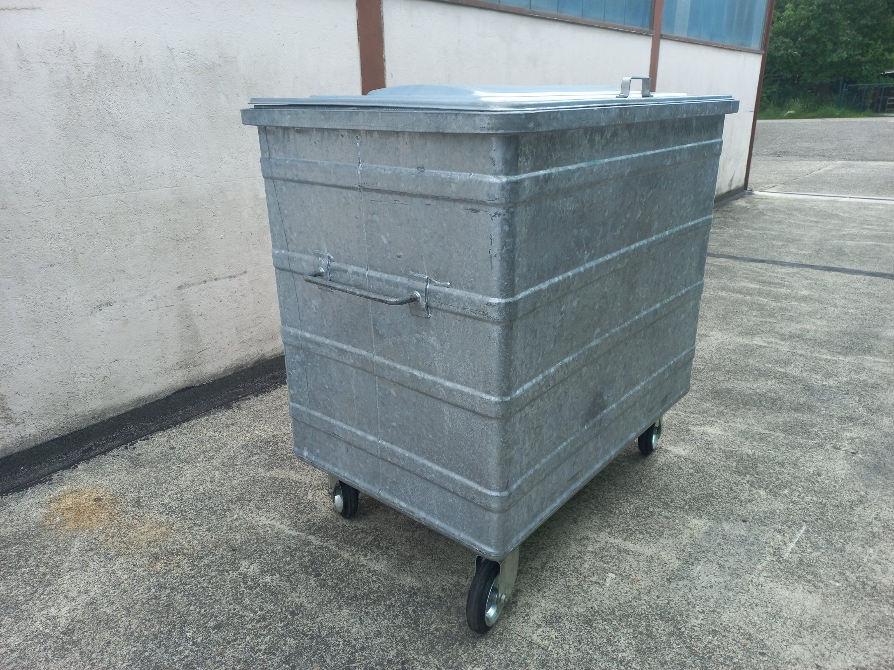 Altro per Ufficio & Commercio: Abfallcontainer Kehrichtcontainer Müllcontainer Container – Usato da Dulliken venduto da classiclerchdulliken 2