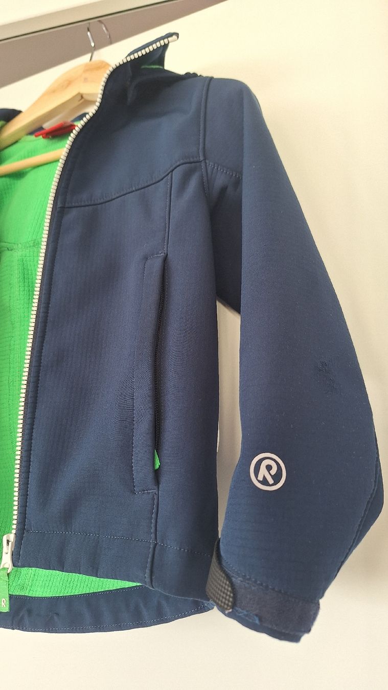 Reima Giacche & Cappotti: Reima Softshelljacke Gr. 116 Dunkelblau Wasserdicht – Usato da Oberkulm venduto da kar_jgx9 2