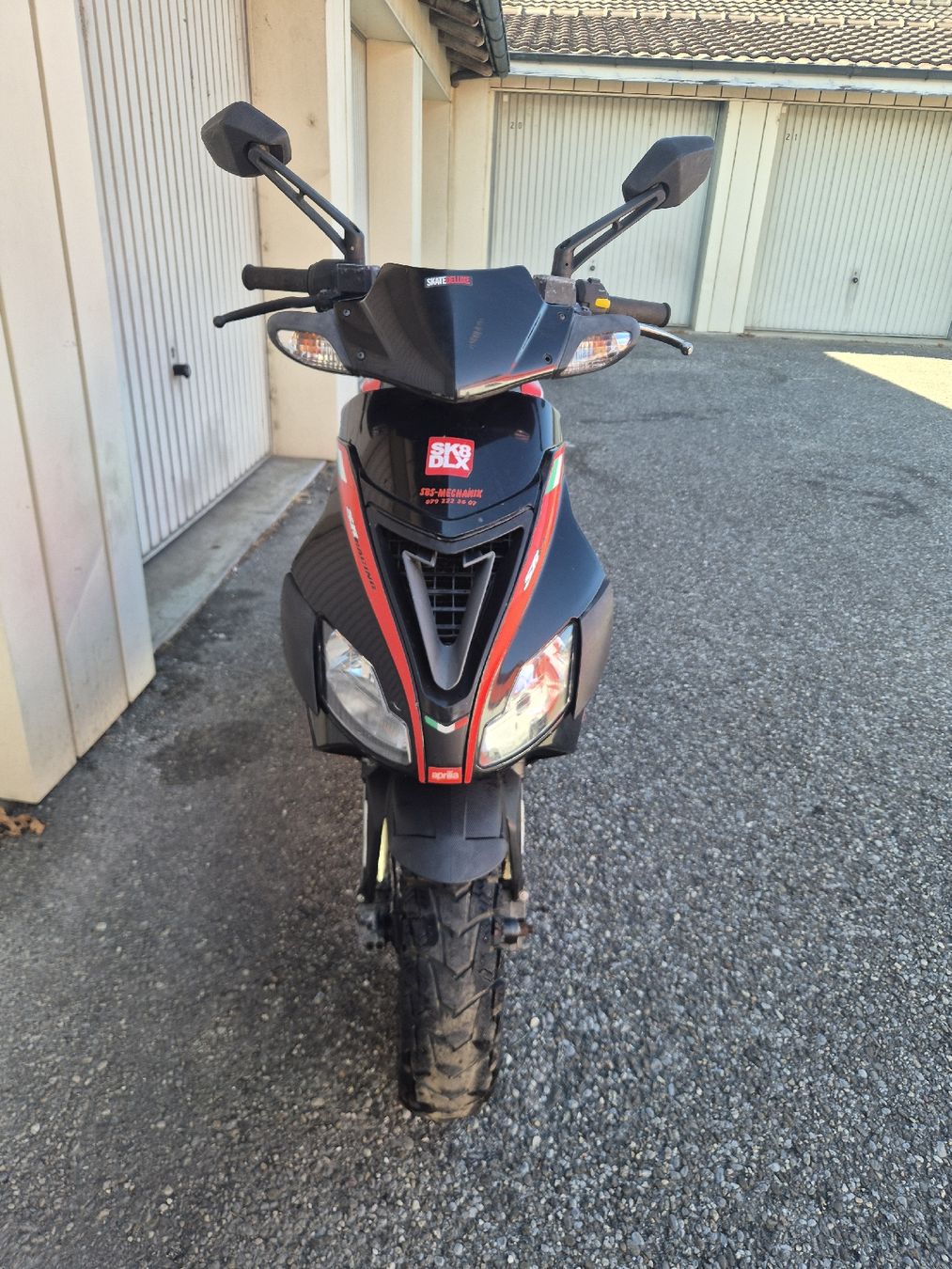 Aprilia Scooters: Aprilia SR50 – Defekt aus Grenchen von Supermotto
