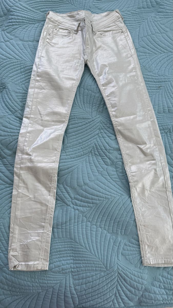 Jeans: Spezielle Jeans im Silber Look – Nuovo (secondo la descrizione) da Aarwangen venduto da sugus5571