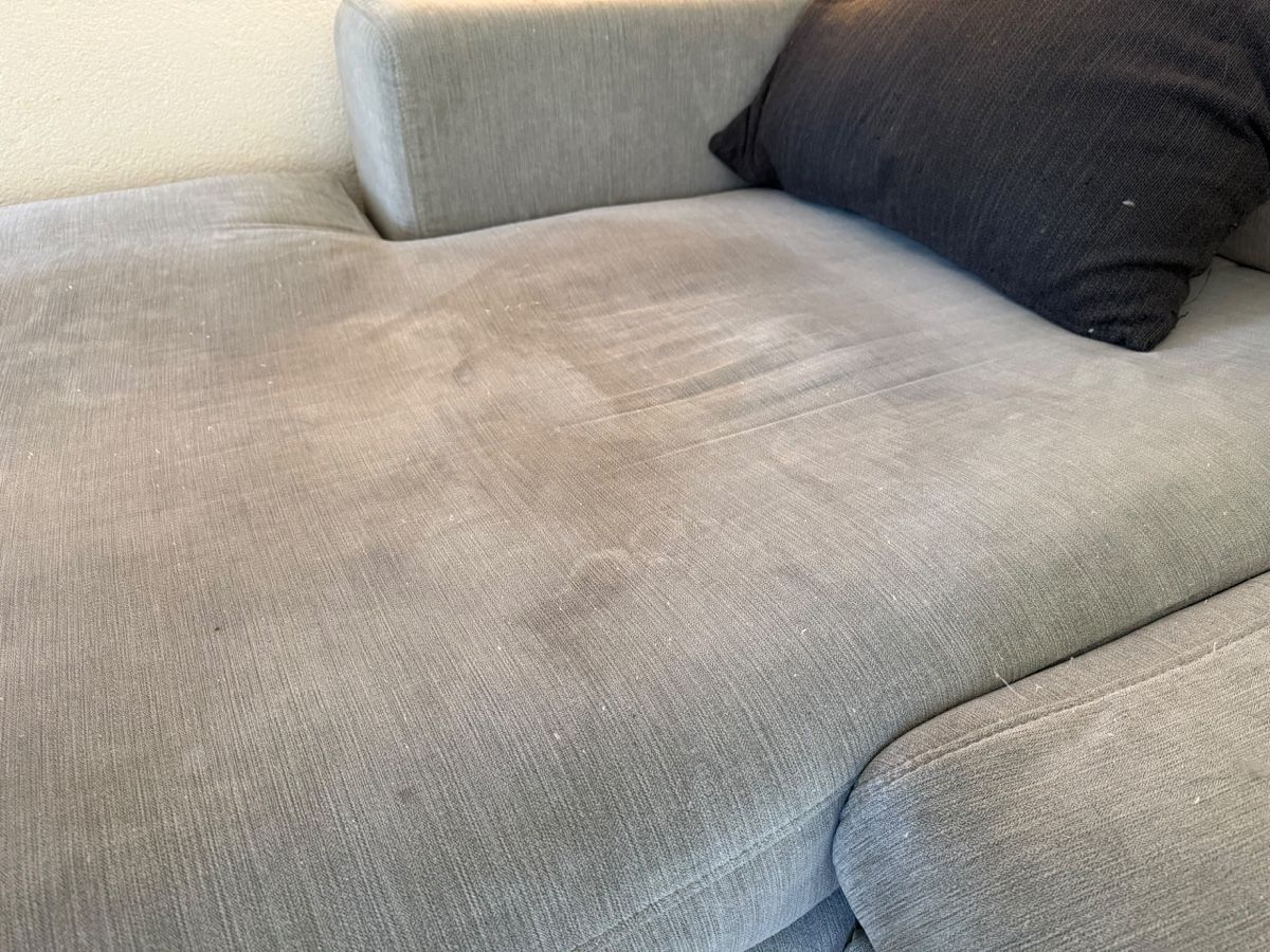 Livique Sofas: Wohnlandschaft grau von Livique – Gebraucht aus Schüpfen von Khaldimann 3