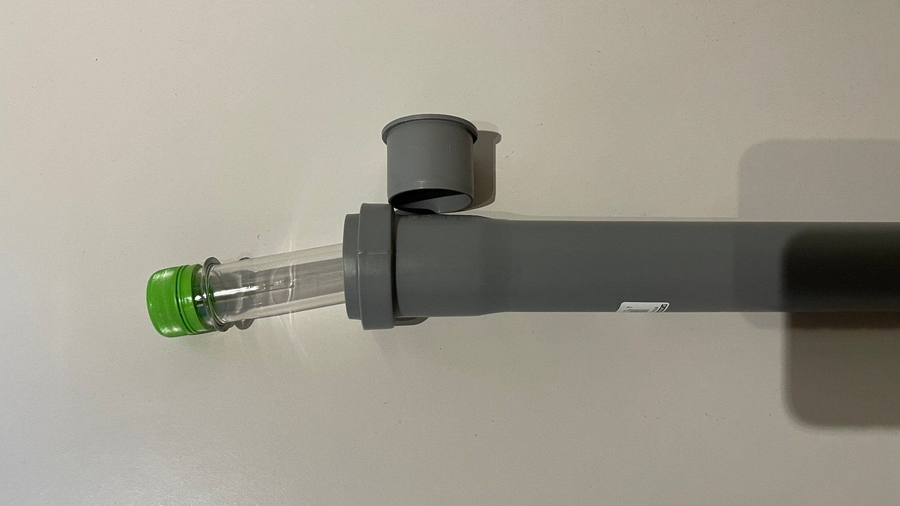 Contenitori & Simili: PVC Rohr Grau, DN 40, 30cm lang inkl. Deckel – Nuovo (secondo la descrizione) da Glattfelden venduto da cybermaxx 1
