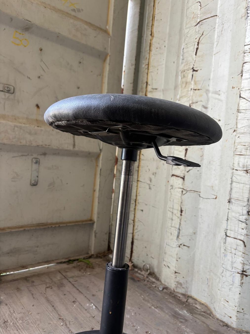 Stühle: 2 Stk. Mechaniker -Stühle – Gebraucht aus Regensdorf von RCM_8105Regensdorf 4