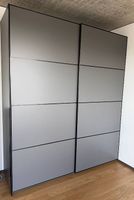 neuwertiger PAX-Schrank mit Schiebetüren