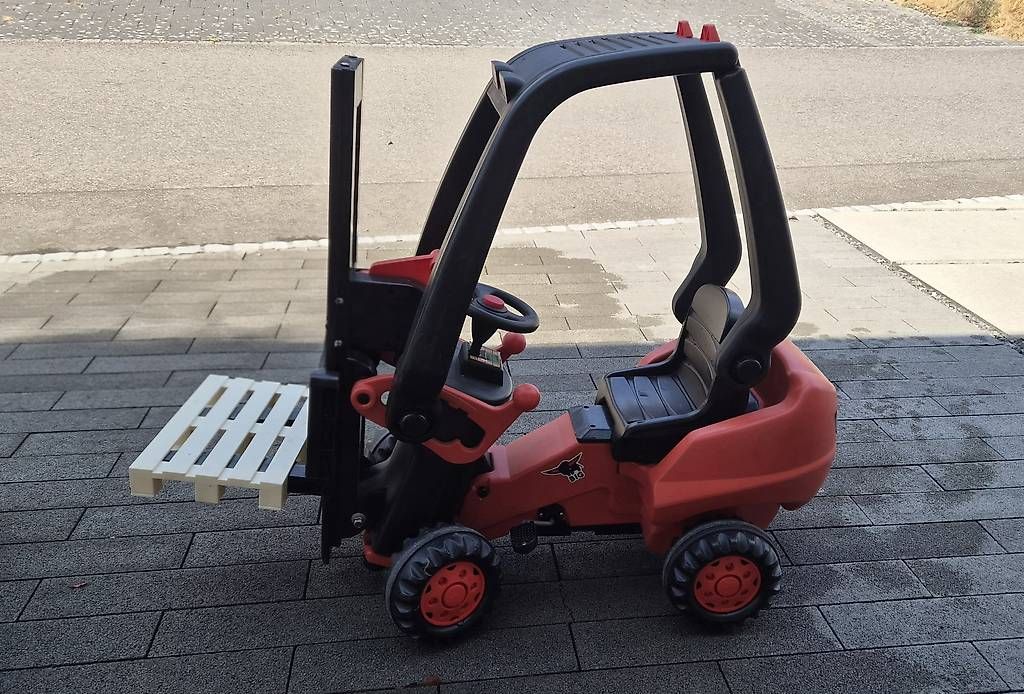 Fahrzeuge für Kinder: Kinderstapler – Gebraucht aus Siselen BE von EliSchwab