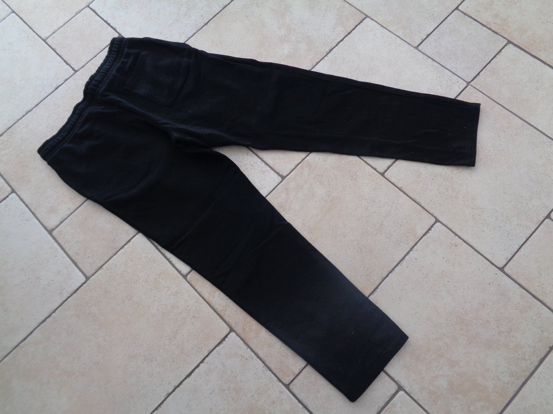 C&A Pantalons: Trainerhose  C&A  Grösse M – D'occasion à Kreuzlingen par Robi-2003 3