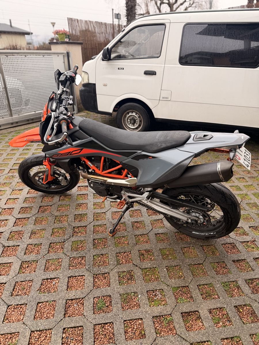 KTM Strada: KTM 690 SMC-R, anno 2020. – Usato da Bioggio venduto da ste_9qtg 3