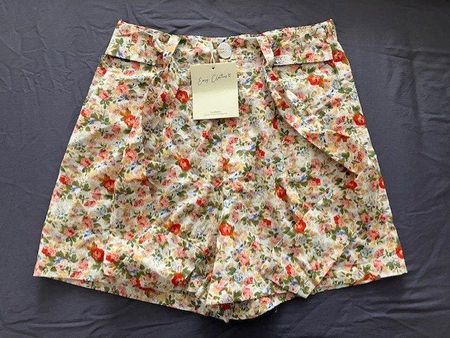 Short fleuri d'été neuf avec étiquette, taille S/M
