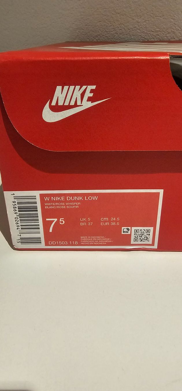 Damenschuhe: Nike Gr.38.5 Damen Sneaker Neu! – Neu und originalverpackt aus Rorschach von Eni_f96b 1