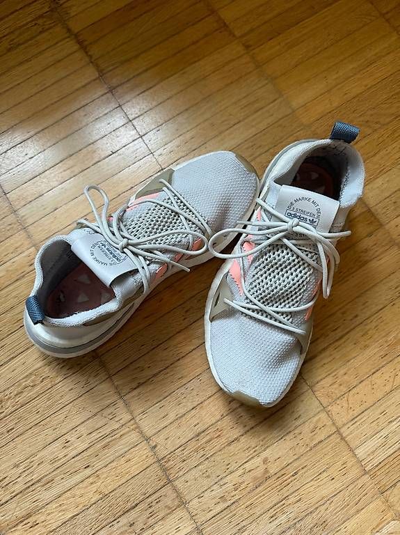Adidas Scarpe da donna: Adidas Sneaker 38 2/3 – Usato da Schaffhausen venduto da corimuel1985 1