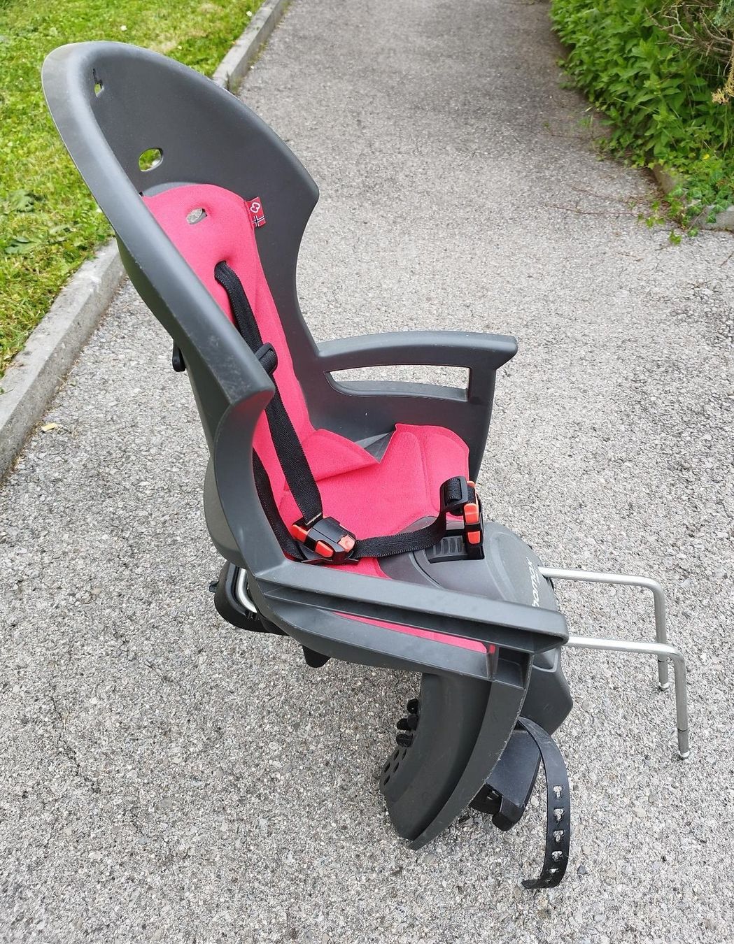 Bauch- & Rückentragen: Porte-bébé vélo à fixation sur cadre Hamax – Gebraucht aus Morges von oll_p57k 1
