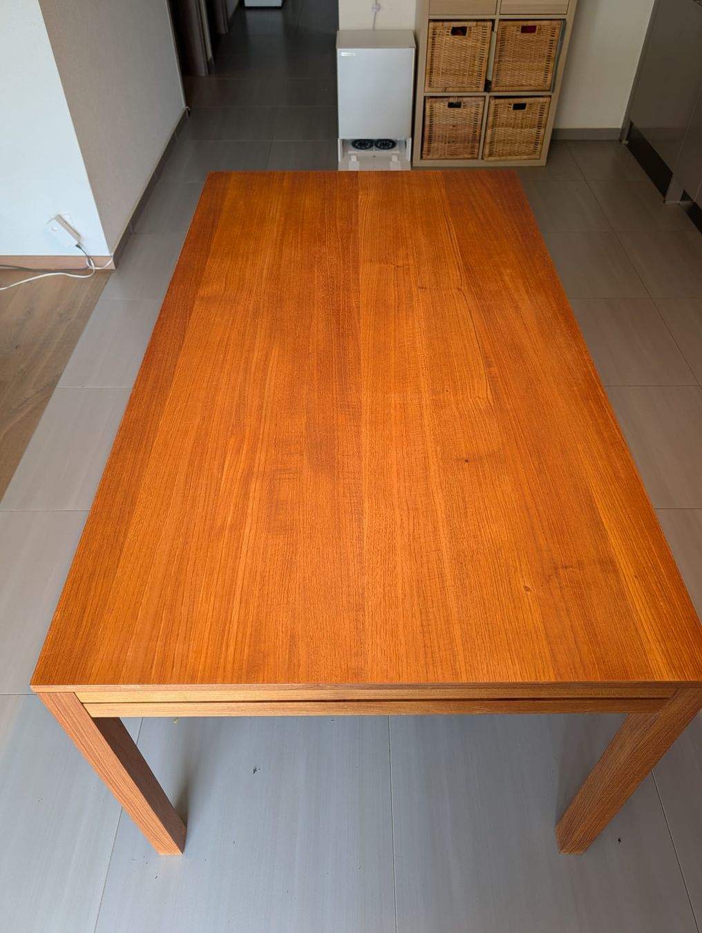 Tavoli: Table de salle à manger en teck extensible – Usato da Montpreveyres venduto da Yves12 1