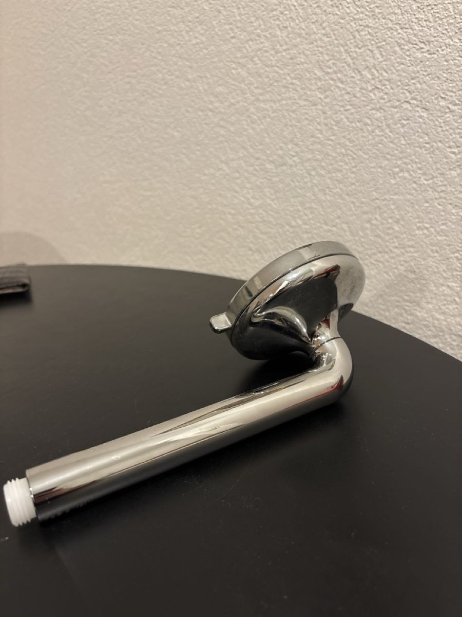 Duschbrausen: Pommeau de douche, chromé, état comme neuf – Gebraucht aus Prilly von hei_5q56 1