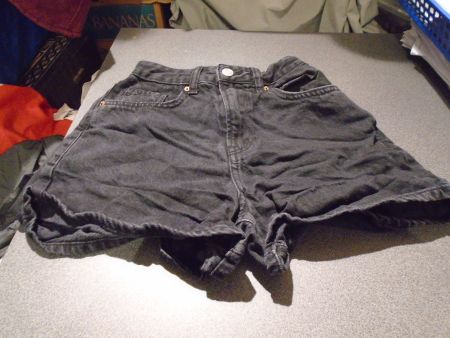 Shorts Grösse 34, Bershka, schwarz