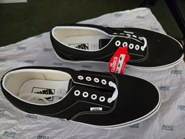 Vans Era, Schwarz, Gr. 44, Neu mit origenal Verpackung.