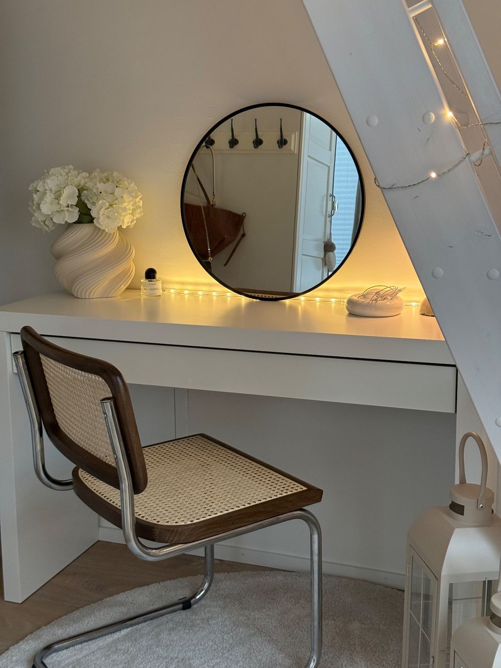 Ikea Coiffeuses: Malm Schminktisch Ikea – D'occasion à Grüningen par Mini125