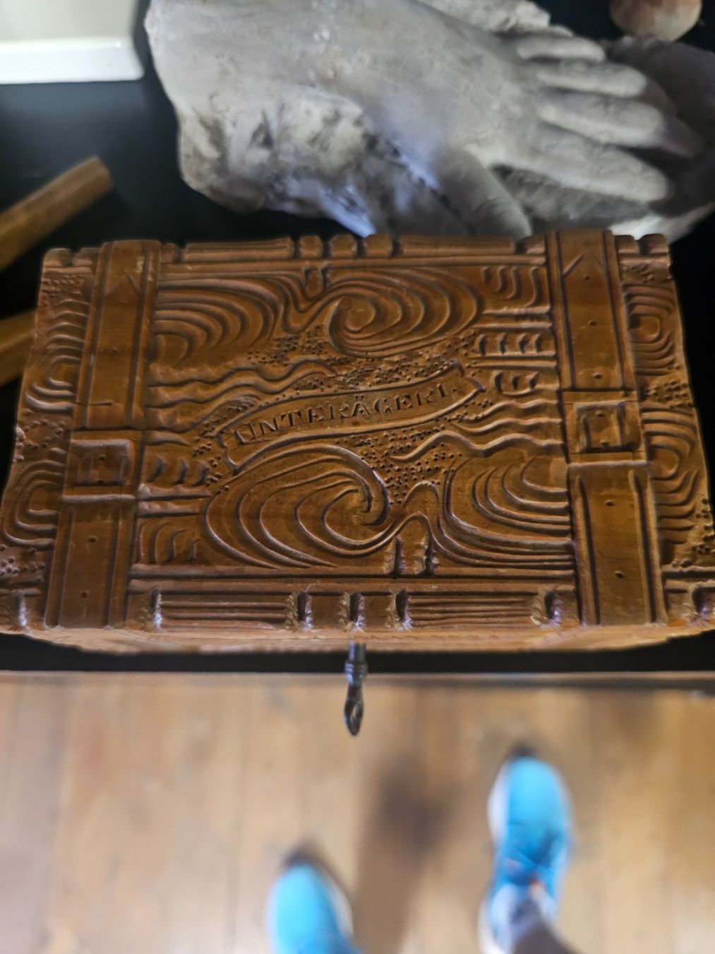 Dosen: Boîte à bijoux décoré, sculptée – Gebraucht aus Vicques von bep_zrq9