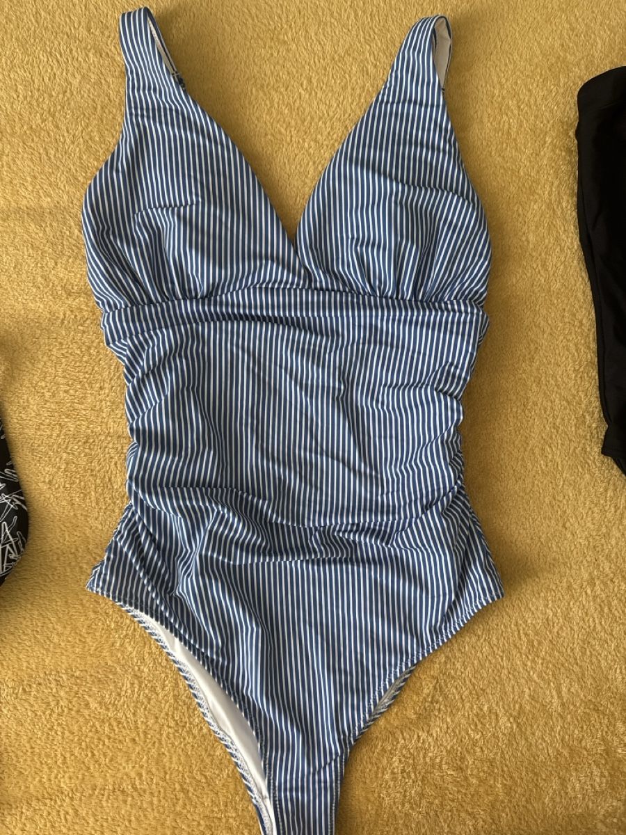 Maillots de bain & Bikinis: Badeanzüge 38-40Gr – D'occasion à Winkel par Olirickli05 3