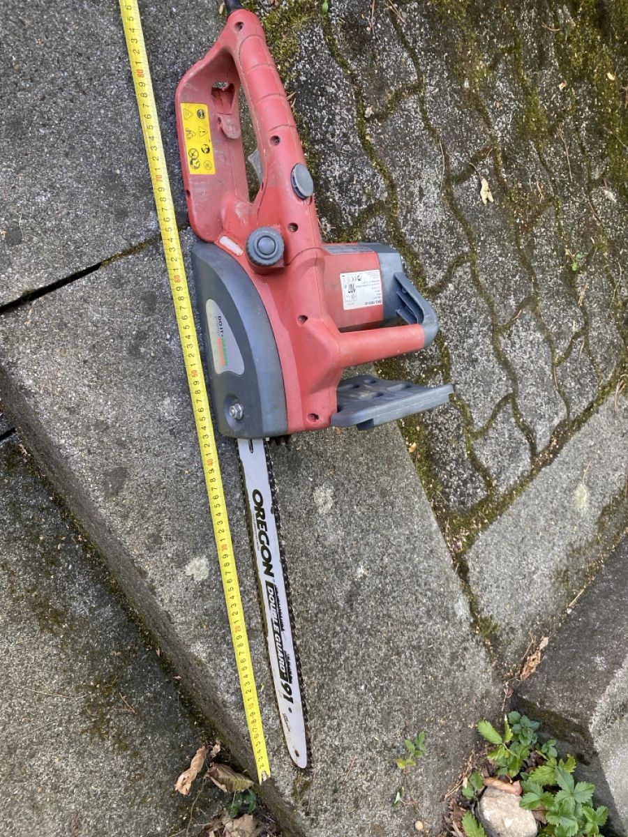 Sägen: Kettensäge elektrisch – Gebraucht aus Bergdietikon von EnKaSaLe 1