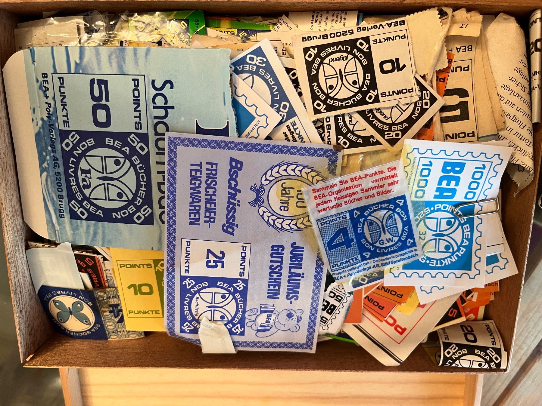 Tutti i francobolli: BEA Punkte Sammlung verschiedene Werte und Typen – Usato da Therwil venduto da Andypin