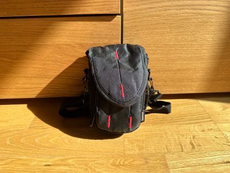 Hama Kameratasche - Top Zustand - Mit Regenschutz