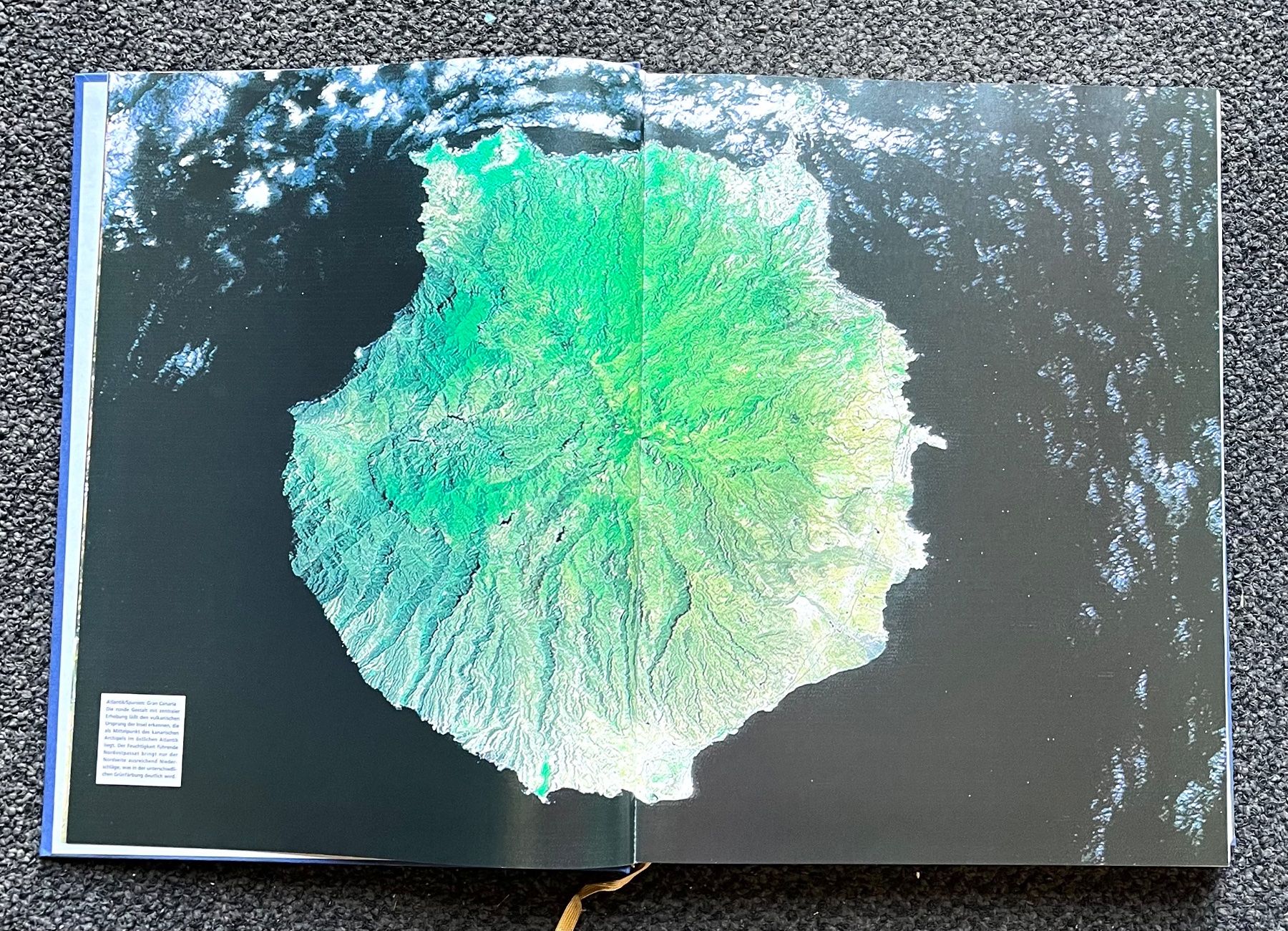 Libri: Grosser Atlas der Welt von Bertelsmann – Usato da Solothurn venduto da auktion-schweiz 2