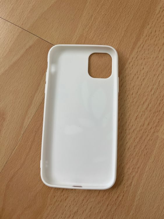 Apple Portables: iPhone 11 Hülle, neuwertig – Neuf (Voir description) à Diepoldsau par Sonne14 1