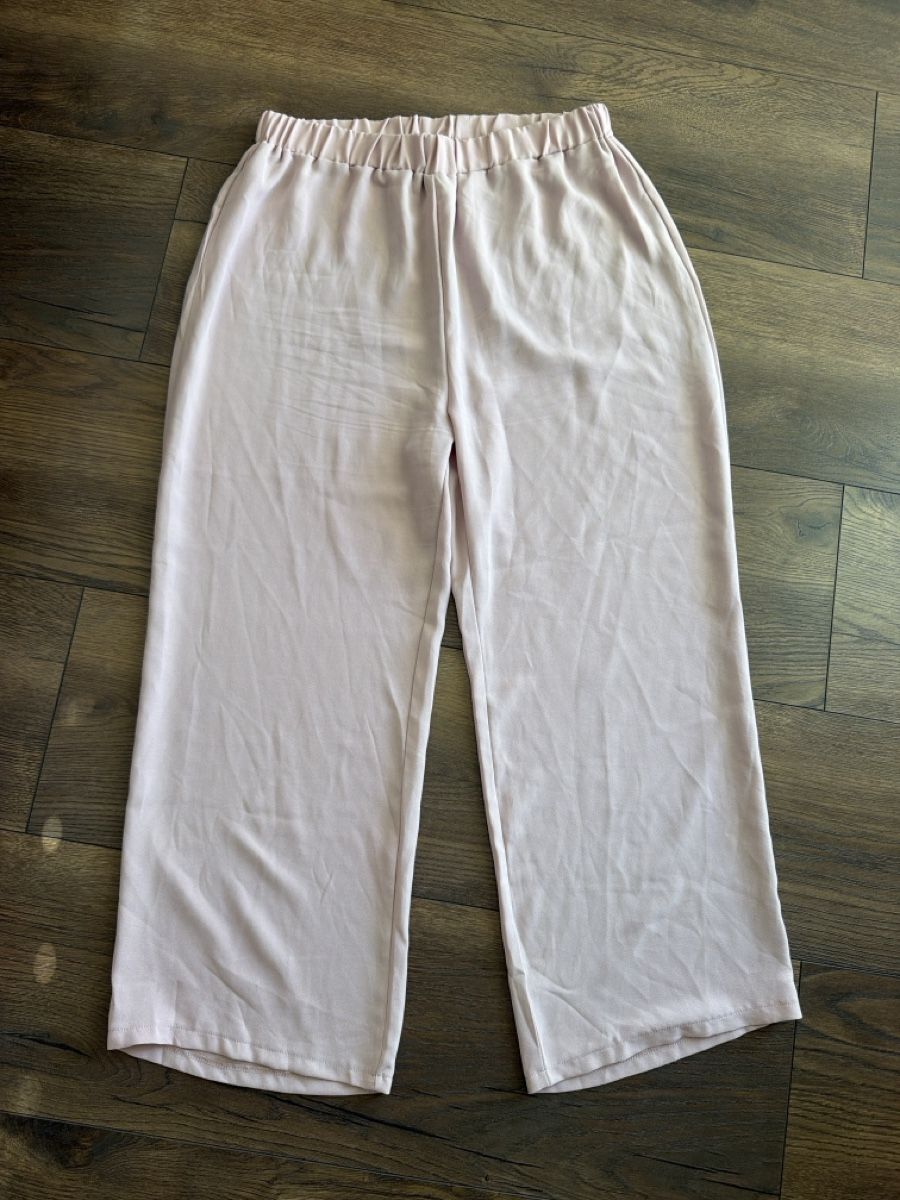 Shein Completi & Tailleur: ensemble shein  – Nuovo (secondo la descrizione) da Sion venduto da tatiana.1508 3